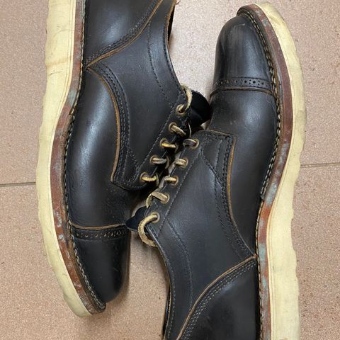 Viberg 145 Oxford in Horween Black Chromexcel