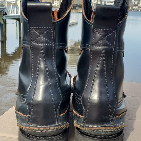 Yuketen Superior Short Hunt Boots in Horween Navy Shell Cordovan