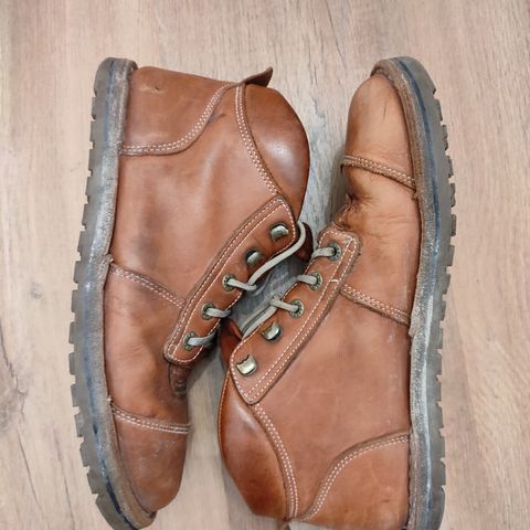Jim Green African Ranger Barefoot Boot in Chestnut Tan Full Grain