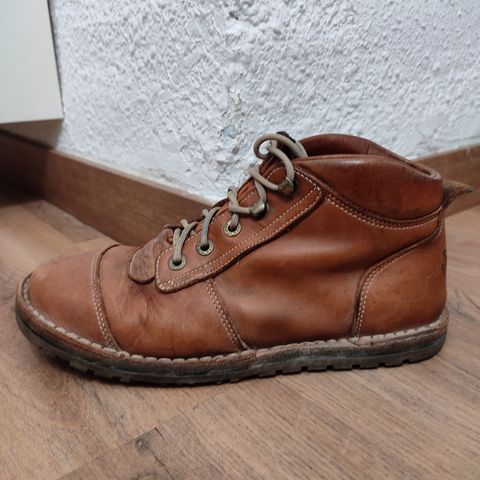 Jim Green African Ranger Barefoot Boot in Chestnut Tan Full Grain