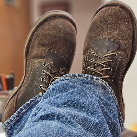 Search result thumbnail of Drew's Boots in Brown Roughout