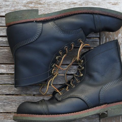 Red Wing Iron Ranger in S.B. Foot Black Harness