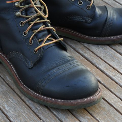 Red Wing Iron Ranger in S.B. Foot Black Harness