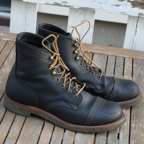 Red Wing Iron Ranger in S.B. Foot Black Harness
