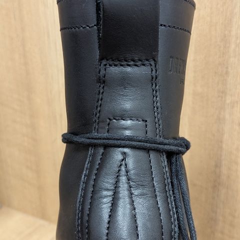 Drew's 8-Inch Logger in Black Smooth & Black Roughout