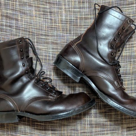 Nicks Custom Model in Wickett & Craig Walnut Double Stuffed
