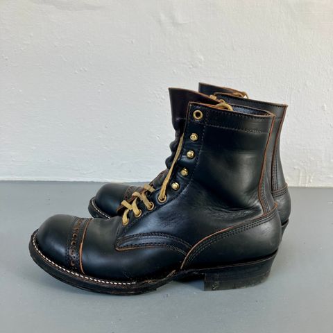 View photo of White's Bounty Hunter in Horween Black Chromexcel Horsehide