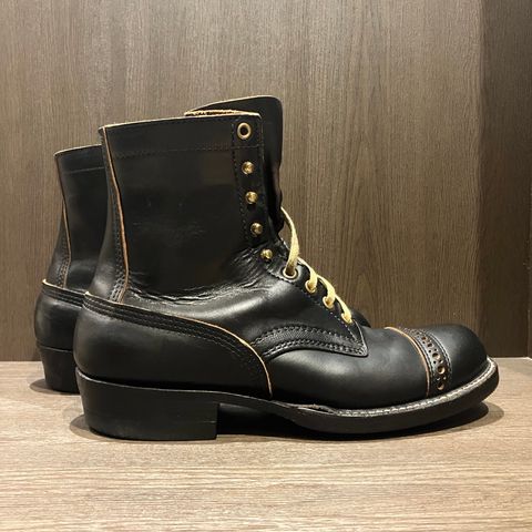 View photo of White's Bounty Hunter in Horween Black Chromexcel Horsehide