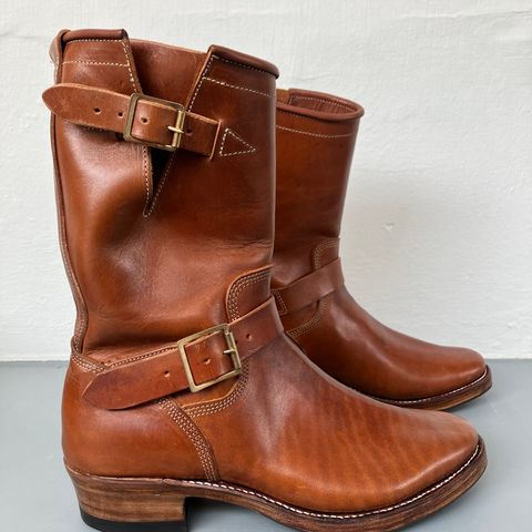 Raland Bootmaker Engineer Boot in Tarnsjo Garveri Vegetable Tanned Horsehide