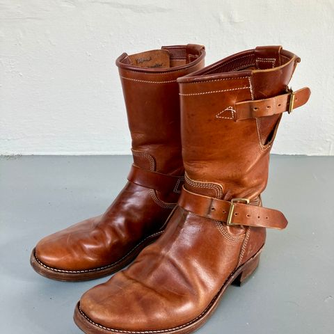 View photo of Raland Bootmaker Engineer Boot in Tarnsjo Garveri Vegetable Tanned Horsehide