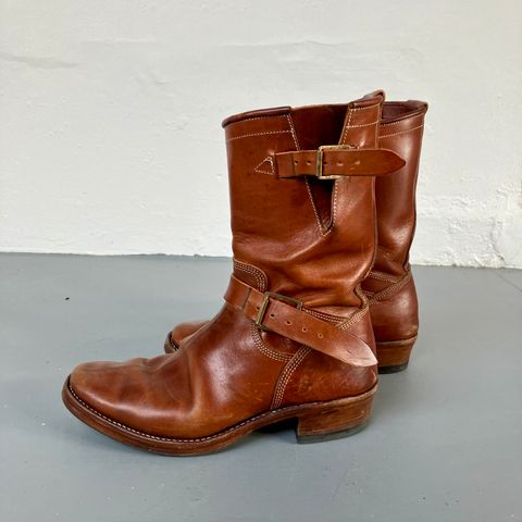 View photo of Raland Bootmaker Engineer Boot in Tarnsjo Garveri Vegetable Tanned Horsehide