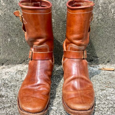 View photo of Raland Bootmaker Engineer Boot in Tarnsjo Garveri Vegetable Tanned Horsehide