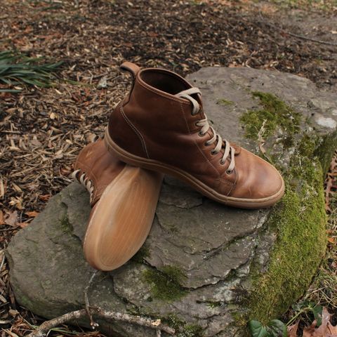 View photo of Goral Goral X Rose Anvil Smugs in Horween Natural Chromexcel