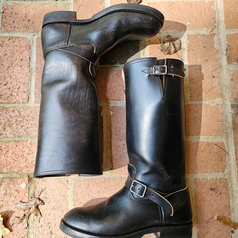 View photo of Black Sign Aviator Boots in Black Teacore Horsebutt