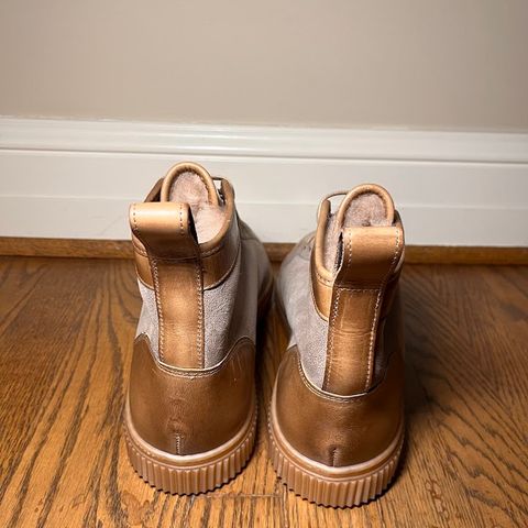 View photo of Goral x Rose Anvil Muggs in Horween Natural Chromexcel & Goral Irish Shearling