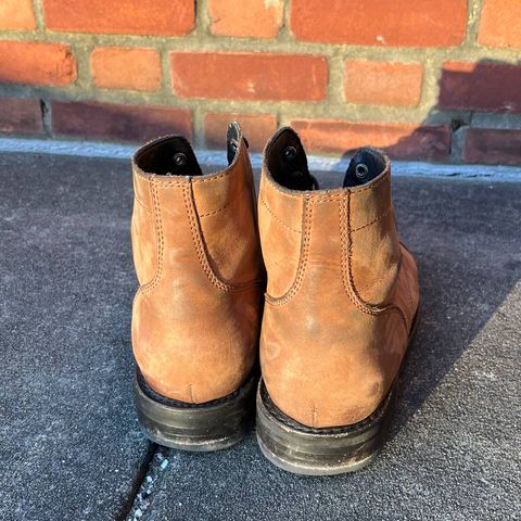 Thursday Captain in Terracotta Full Grain