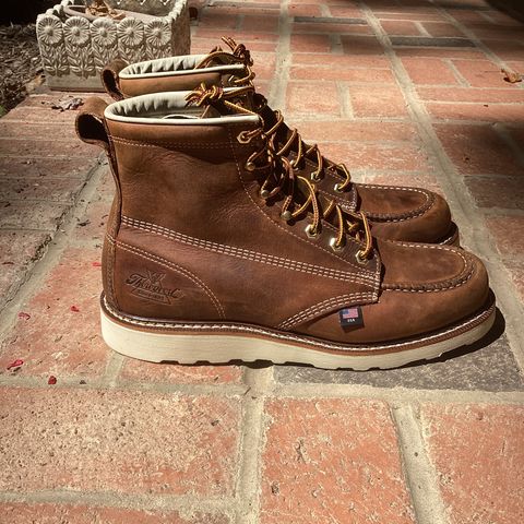 View photo of Thorogood American Heritage 6" Moc Toe in Seidel Trail Crazy Horse