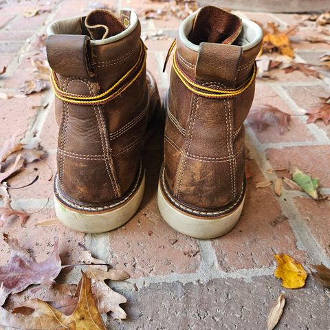 Thorogood American Heritage 6" Moc Toe in Seidel Trail Crazy Horse