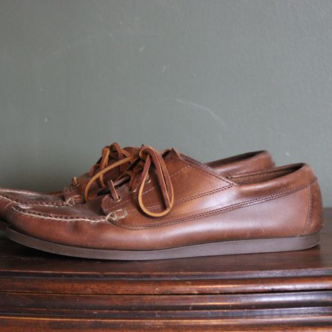 View photo of Oak Street Bootmakers Trail Oxford in Horween Natural Chromexcel