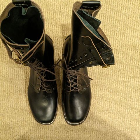 Unsung U 22-1 Slog Boot in Brown