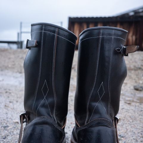 View photo of Prof Barnets Bulky Neocliffwood Engineer Boots in Maryam Black Teacore TPR Horsebutt