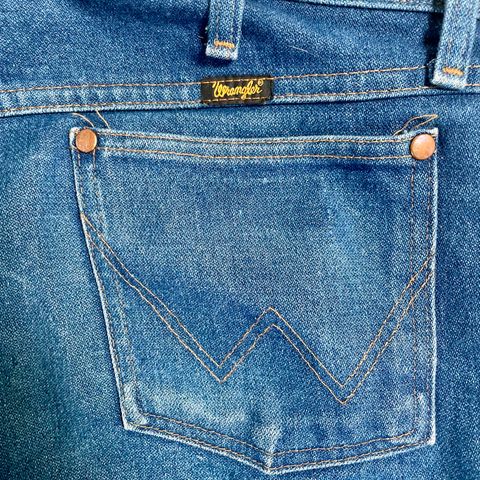 View photo of Wrangler 13MWZ, Wrangler Men's 13MWZ Cowboy Cut Original Fit Jean, Rigid Indigo, in 100% Cotton Heavyweight Denim, 14.75oz