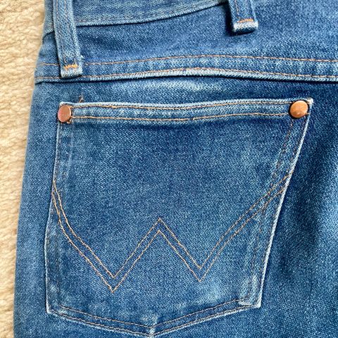 View photo of Wrangler 13MWZ, Wrangler Men's 13MWZ Cowboy Cut Original Fit Jean, Rigid Indigo, in 100% Cotton Heavyweight Denim, 14.75oz