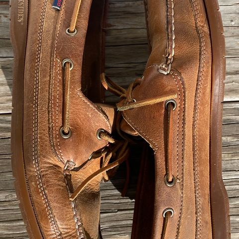 View photo of Sebago Schooner in Brown Tan Crazy Horse