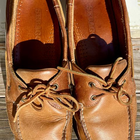 View photo of Sebago Schooner in Brown Tan Crazy Horse