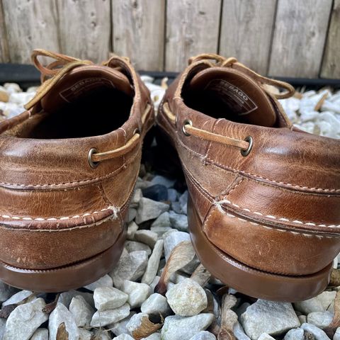 View photo of Sebago Schooner in Brown Tan Crazy Horse