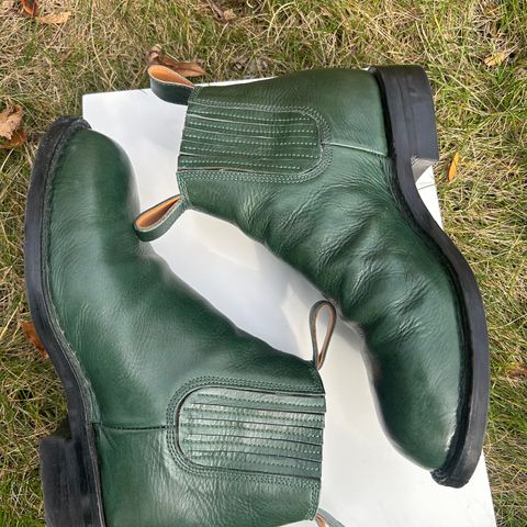 Dierkes Covered gusset Chelsea Boot in Puccini Attilio Dark Green Koala