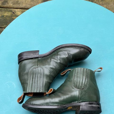 View photo of Dierkes Covered gusset Chelsea Boot in Conceria Puccini Attilio Dark Green Koala