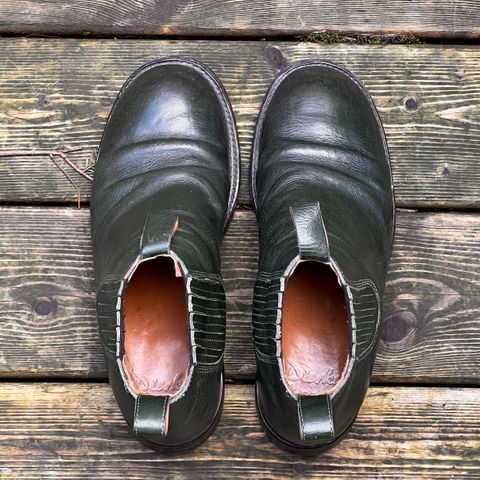 View photo of Dierkes Covered gusset Chelsea Boot in Conceria Puccini Attilio Dark Green Koala