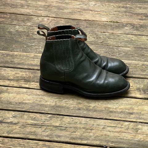 View photo of Dierkes Covered gusset Chelsea Boot in Conceria Puccini Attilio Dark Green Koala