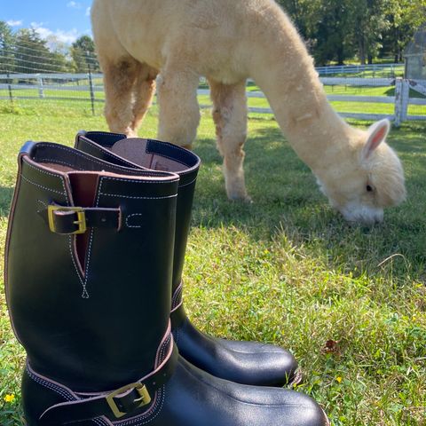 Unsung U 22-2 Engineer Boot in Wickett & Craig Burgundy H Latigo