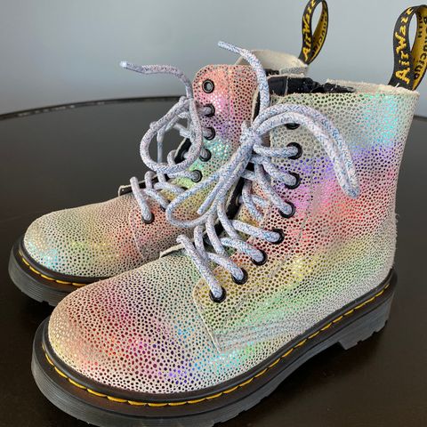 Dr. Martens 1460 Pascal Made In England in Unknown Leather