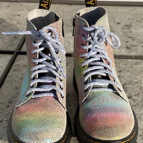 Dr. Martens 1460 Pascal Made In England in Unknown Leather