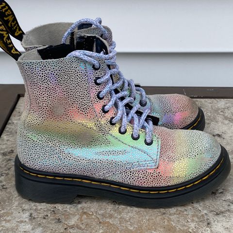 Dr. Martens 1460 Pascal Made In England in Unknown Leather