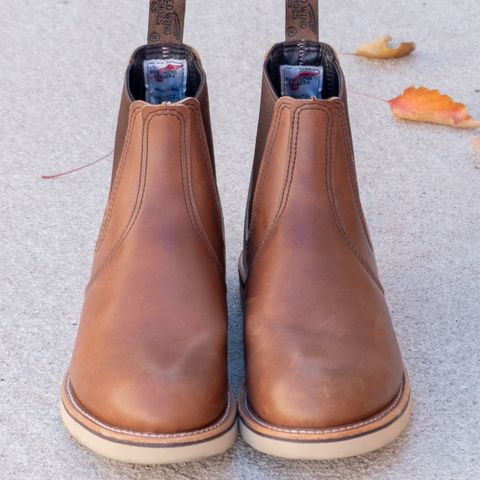 Red Wing Classic Chelsea in S.B. Foot Amber Harness