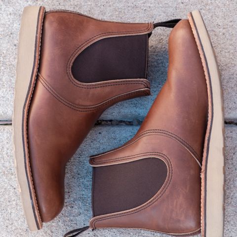 Red Wing Classic Chelsea in S.B. Foot Amber Harness