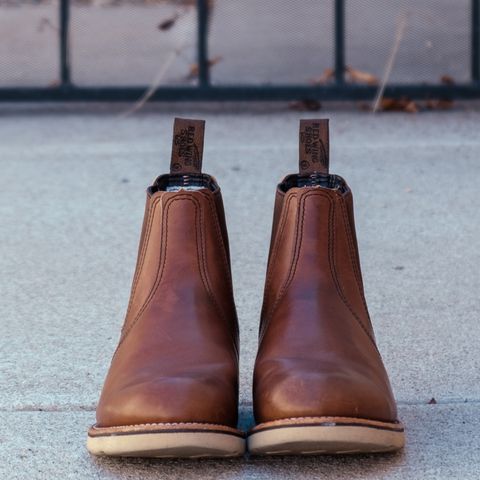 Red Wing Classic Chelsea in S.B. Foot Amber Harness