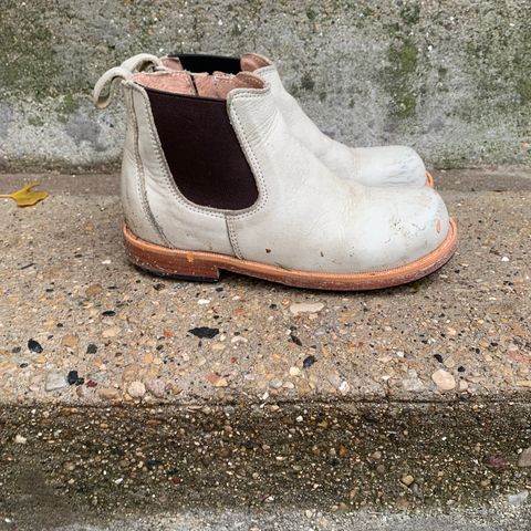 Tricker's Stow Country Boot in Unlisted Leather
