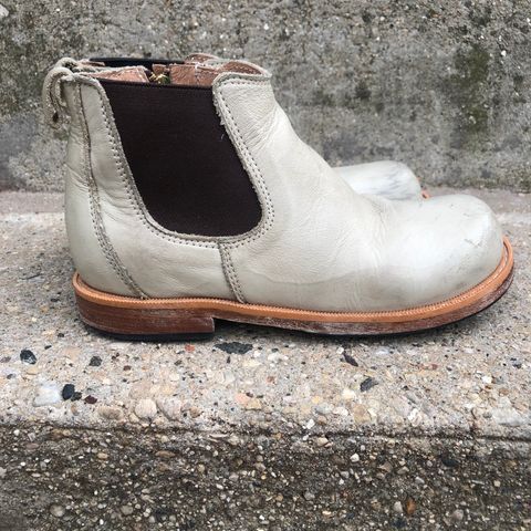 Tricker's Stow Country Boot in Unlisted Leather