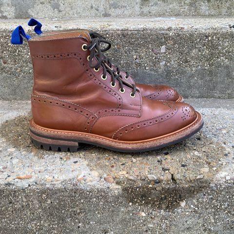 Tricker's Stow Country Boot in Unlisted Leather