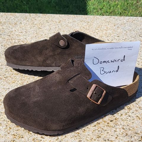 Birkenstock Boston in Mocha Suede