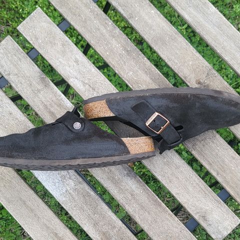 Birkenstock Boston in Mocha Suede