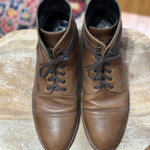Thursday Captain in Horween Natural Chromexcel