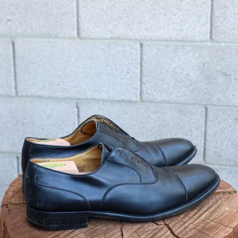 View photo of Calzoleria Harris Captoe Oxford in Du Puy Black Box Calf