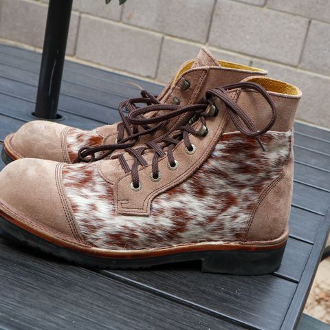 Jim Green Numzaan in Nguni Hair-on-hide & Fawn Roughout