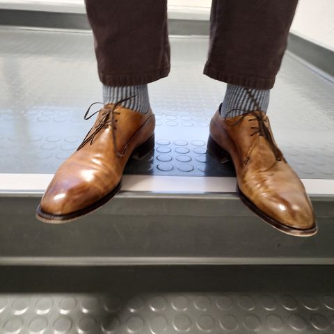 Paul Stuart Unlisted Model in Tan Leather